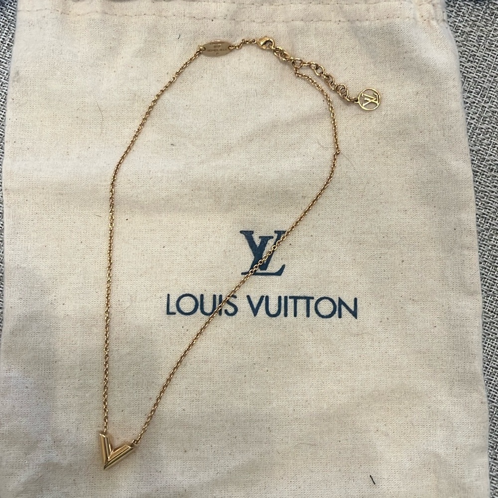 Louis Vuitton Essential V Necklace and V Bracelet